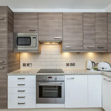 Club Living - Liverpool St. Apartamento