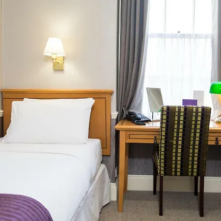Hotel The Clarendon