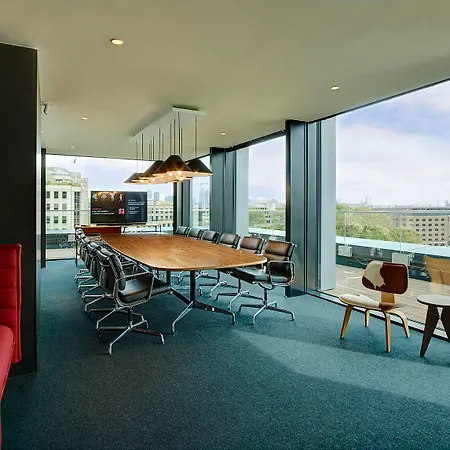 Citizenm Tower Of Hotel Londen