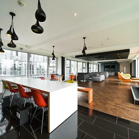 Hashtag South Bank Campus Apartment