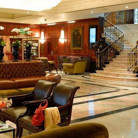 Radisson Blu Hotel, London Heathrow 4* Hillingdon kerület