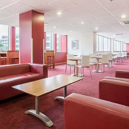 Travelodge 3* Croydon