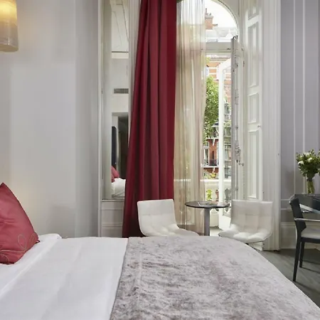 The Queens Gate Hotel 4*