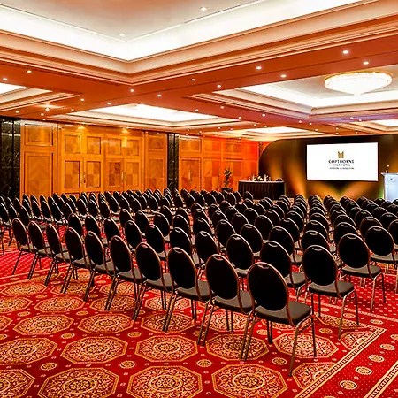 Copthorne Tara Kensington Hotel