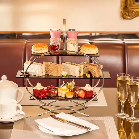 Copthorne Tara Kensington 4*