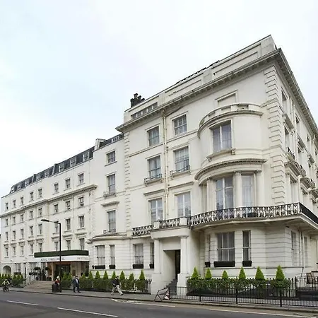 Royal Eagle Hotel