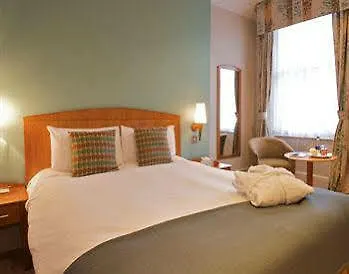 The Park Hotel Teddington