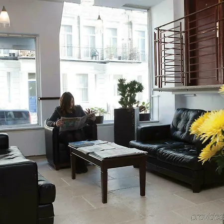 Park Grand Kensington Hotel