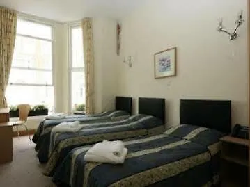 St Joseph Hotel London