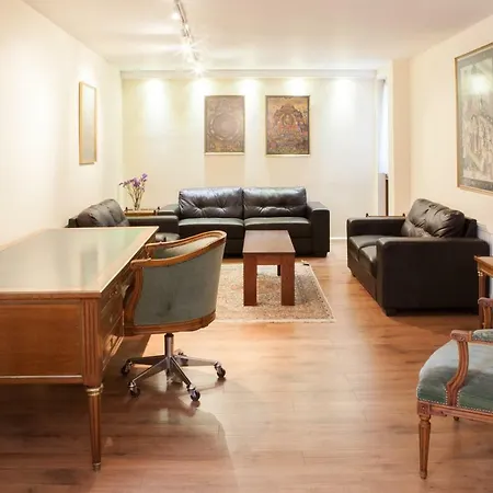 Apartment Victoria And Buckingham Palace London