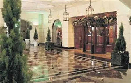Thistle Selfridge 4* London