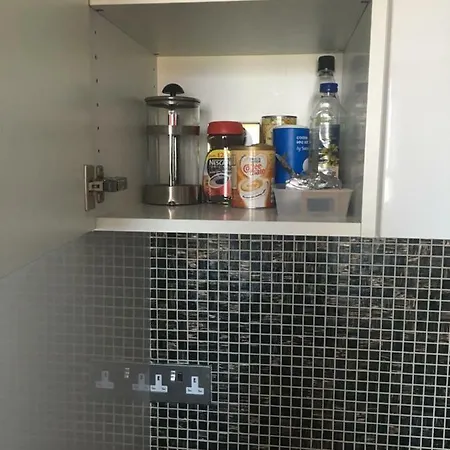 Luxury In Sovereign Court Richmond (Greater London)