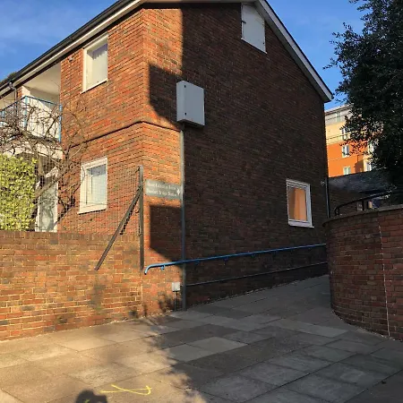 Chelsea Private Garden Maisonette