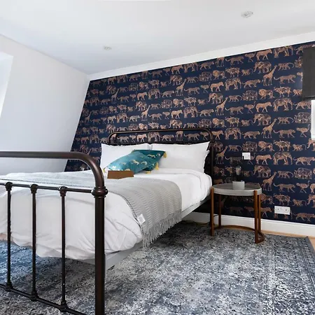 The Kensington Palace Mews - Bright & Modern 6bdr House With Garage Apartamento Londres
