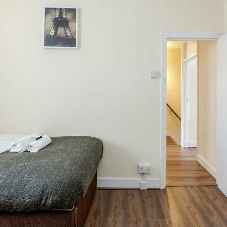 Alphalite Homes * Barking (Greater London)