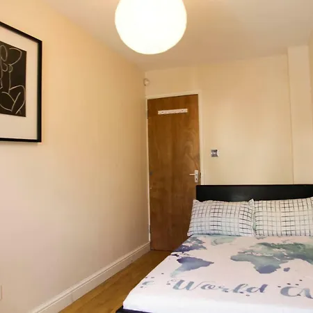 Guest house Ravenscourt House