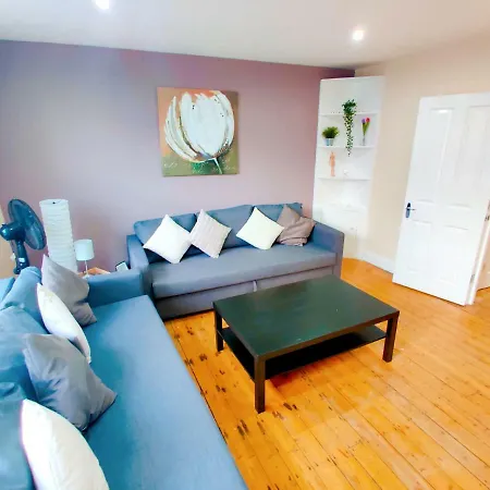 Brick Lane 1 Bedroom Near To Liverpool St Daire Londra