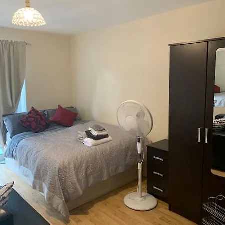 145 Burnley Road Kwatera prywatna