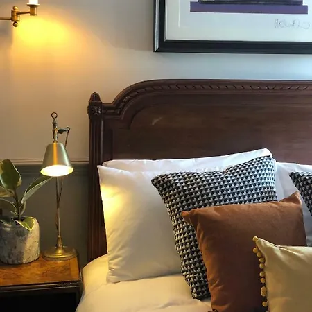 Hotel Admiral Hardy 2*