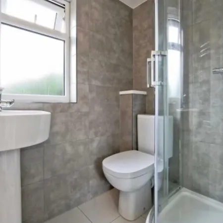 Guest house Central Croydon