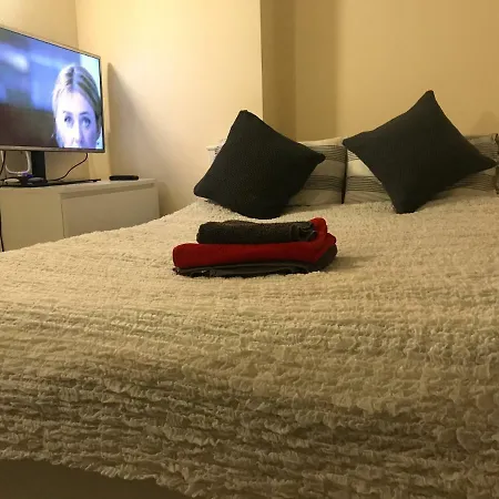 Central Guest house Croydon