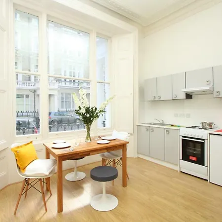 The Dome Notting Hill Apartment *