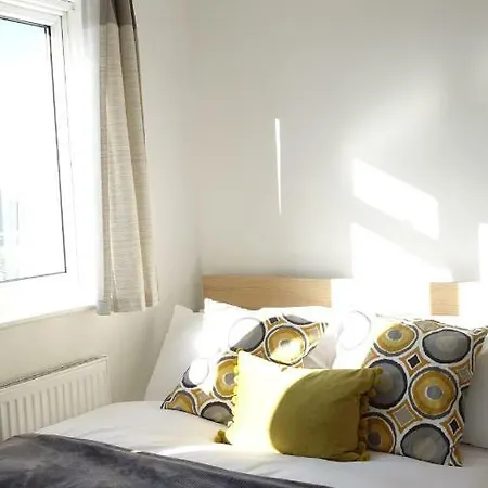 Quarto em Acomodações Particulares Airport Garden Feltham