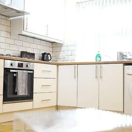 Habitación en casa particular Heathrow Ensuite Rooms- Auto Check In *