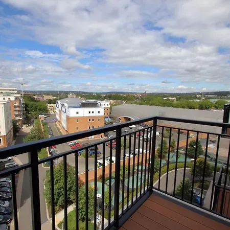 Luxury 2bed & 2bath Next To London Museum * The Hyde