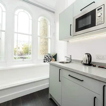 The Dome Notting Hill Apartment *