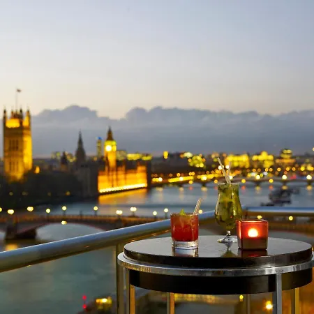 Plaza On The River Aparthotel Londra