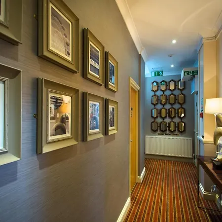 Western Buckingham Palace Rd Hotel Londyn