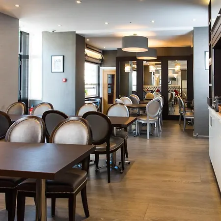 Western Buckingham Palace Rd Hotel 3*