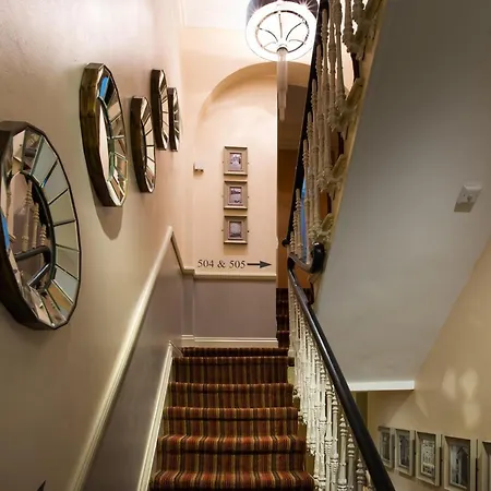 Western Buckingham Palace Rd Hotel