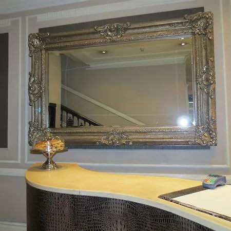 Knightsbridge