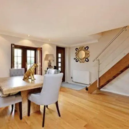Holiday home Dockside London
