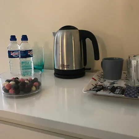 Guest house Central Croydon