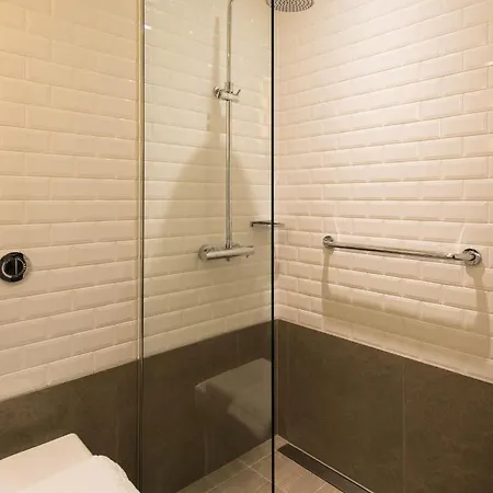 Hotel Aerotel London Heathrow Airport, Terminal 2 & Terminal 3