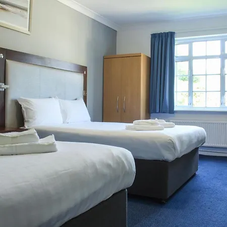 Heathrow Hotell 3*