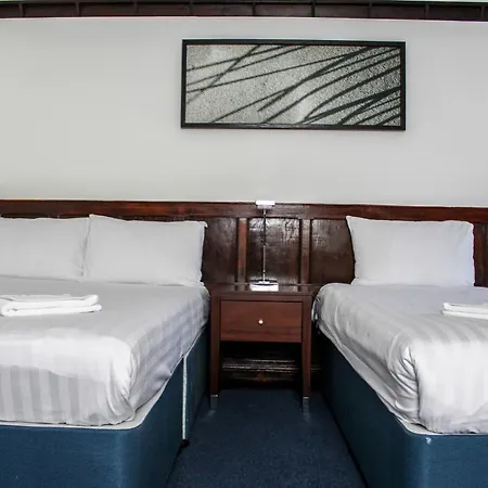 Heathrow 3* Hillingdon