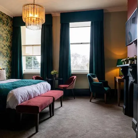 The Park Hotel Teddington