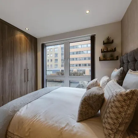 Chelsea Creek Apartment London