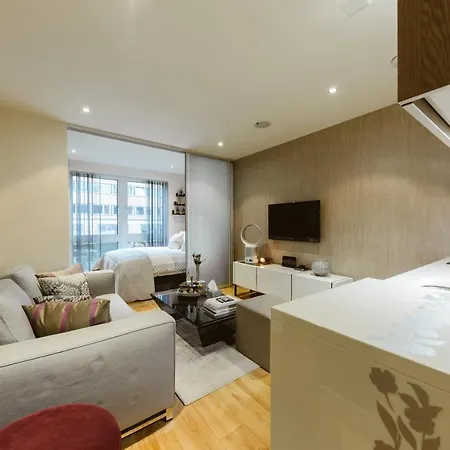 Chelsea Creek Apartment