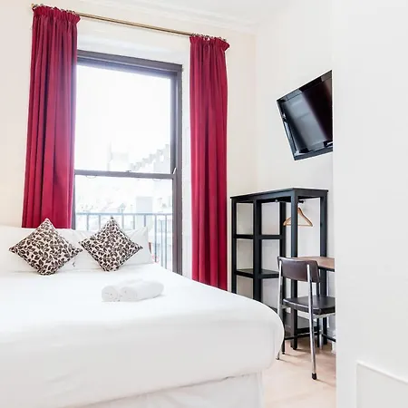 Russell Square 3*