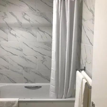 Luxury 2 Bedroom Flat In Abbey Wood, * London