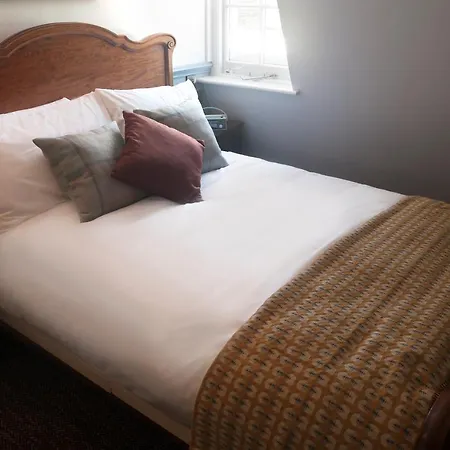 Admiral Hardy Hotel London