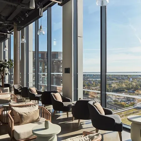 Ark Canary Wharf 4*