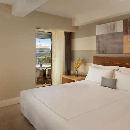 Plaza On The River 5* London