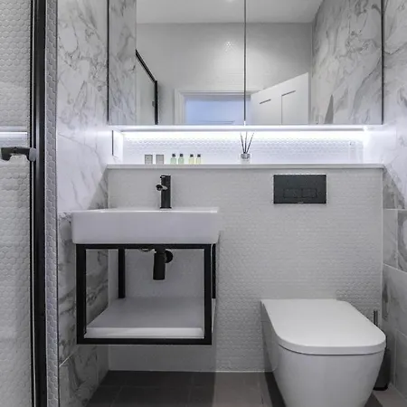 Elysian House - Kensington Serviced Apartment