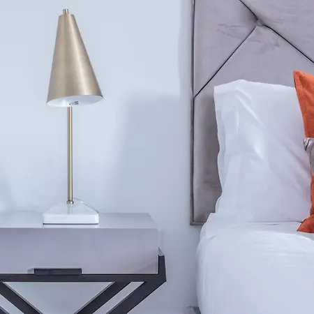 Elysian House - Kensington Serviced Apartment